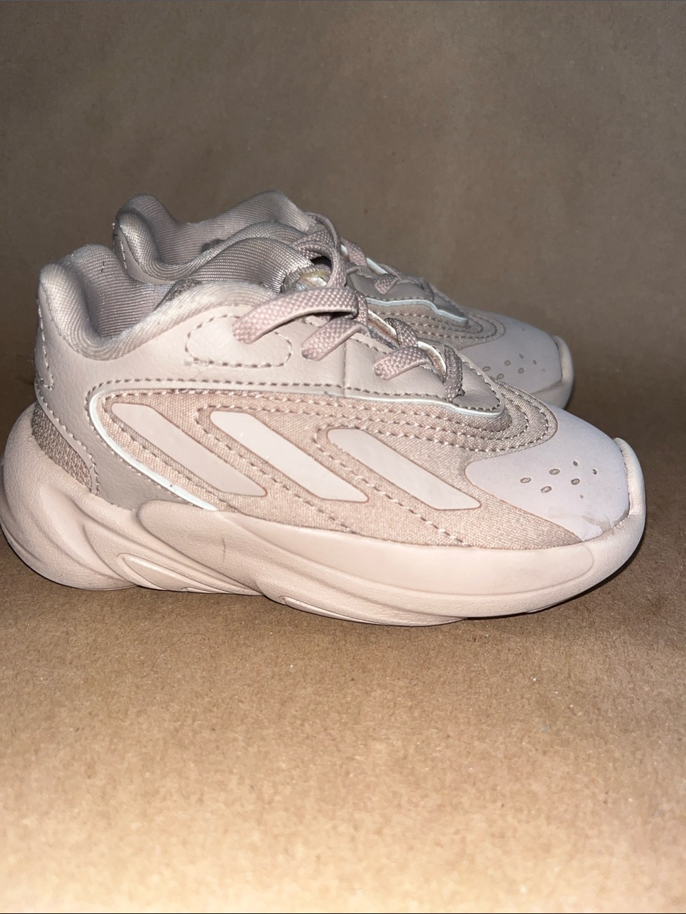 Adidas Infant & Toddlers' Ozelia Lifestyle Shoes Beige Pink Size 6 - Picture 5 of 6